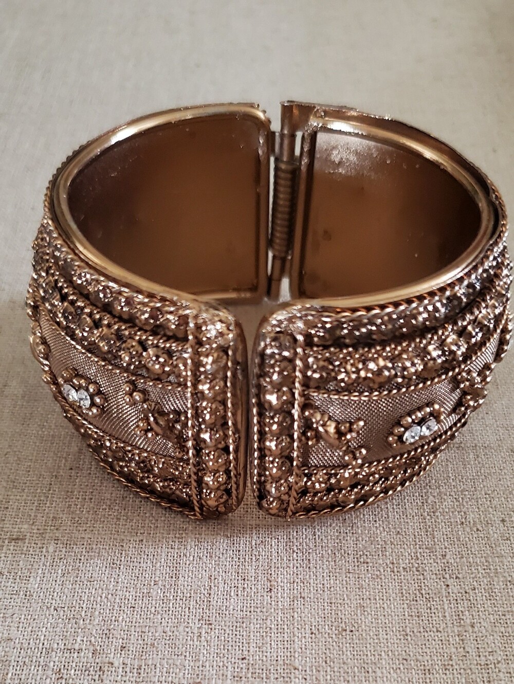 Ornate Antique Bronze Mesh Rhinestone Hinged Wide Cuff Bracelet Unbranded OS